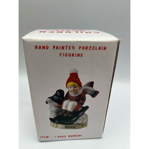 Norway Children of the World 1992 Hand Painted Porcelain Boy On Sled W/ Seals - Picture 4 of 7